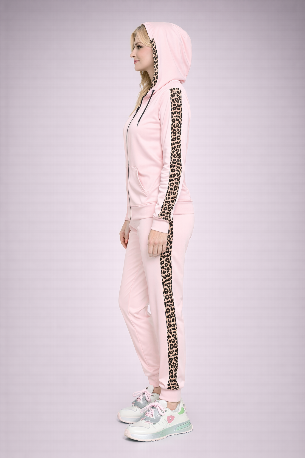 Trening Leopard pentru Femei 2026 Roz