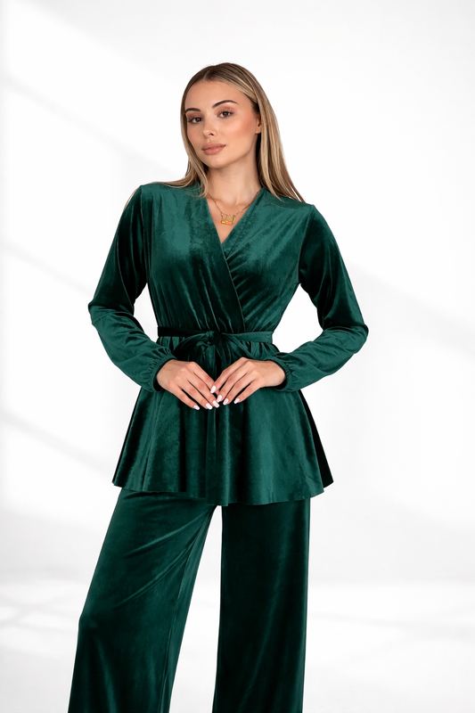 Costum Elegant pentru Femei 2026