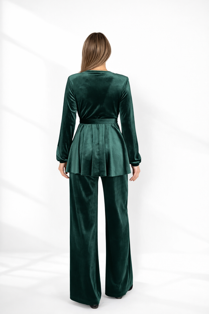 Costum Elegant pentru Femei 2026