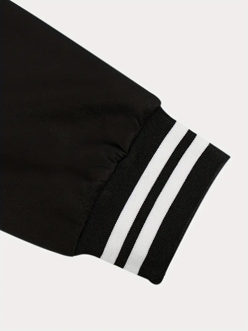 Costum tip sacou și pantaloni pentru femei